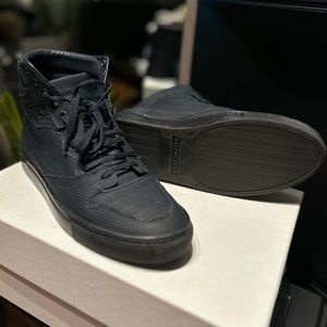 Balenciaga High Top Navy Blue Leather Sneakers size 42 (9 US)